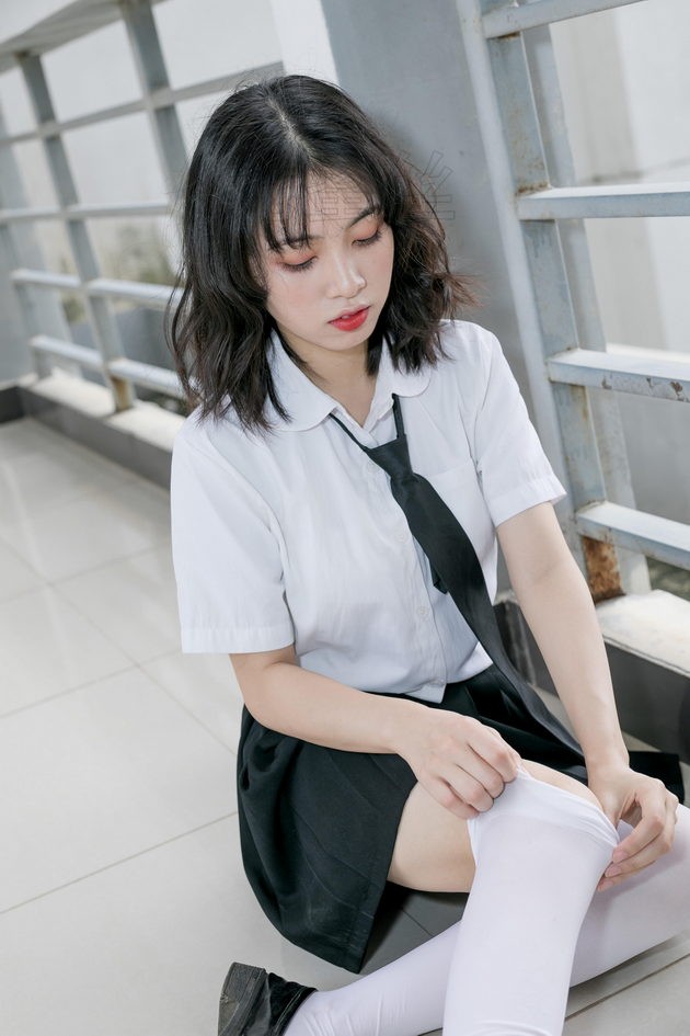 [尤蜜丝]穿搭写真 NO.005[89P／69MB]