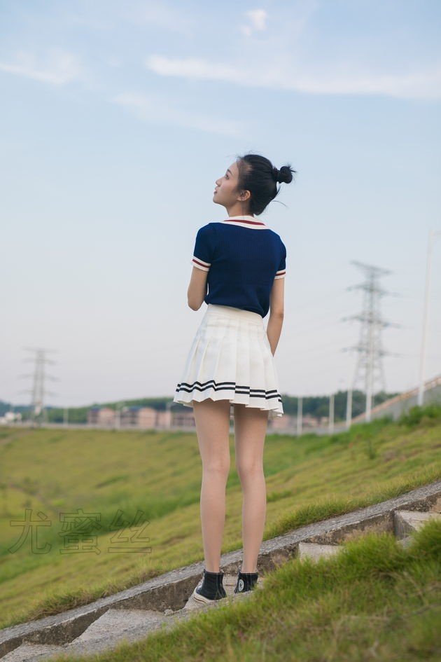 [尤蜜丝]穿搭写真 NO.012[30P／144MB]