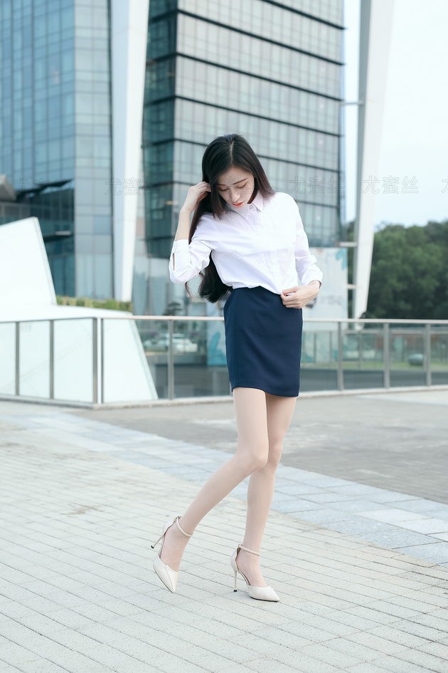 [尤蜜丝]穿搭写真 NO.023[56P+1V／245MB]