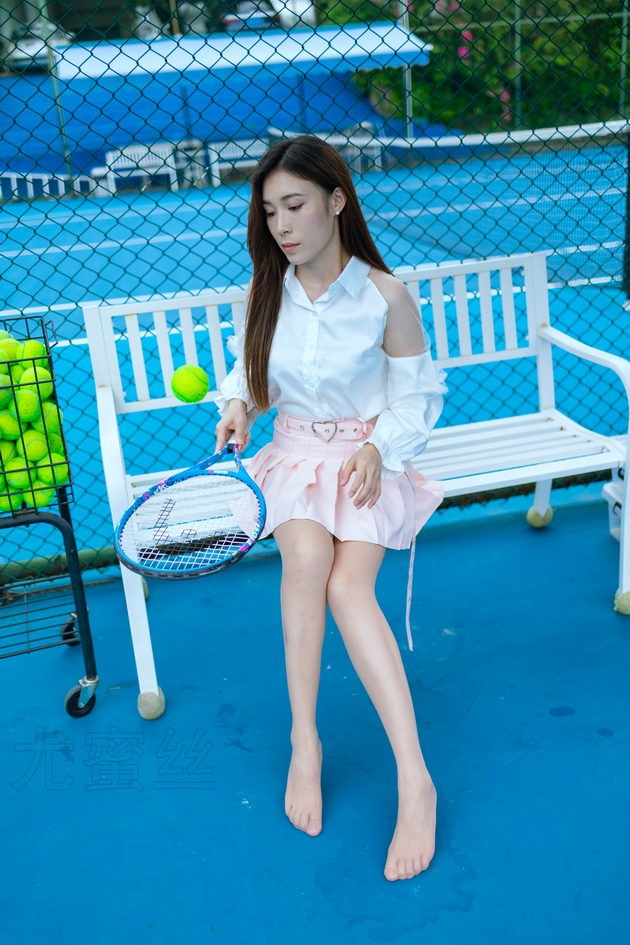 [尤蜜丝]穿搭写真 NO.058[75P／629MB]