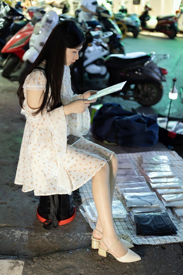 [尤蜜丝]穿搭写真 NO.073[21P／213MB]
